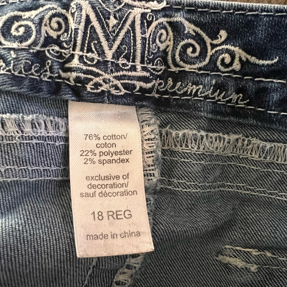 Maurices Dark Blue Denim Capri Jeans - Picture 7 of 7